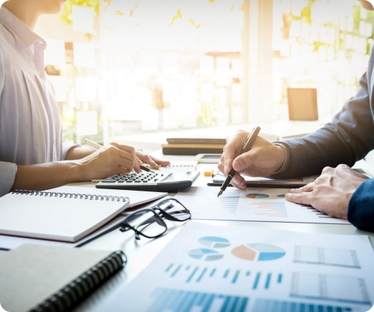 Possuímos histórico de participação direta em teses regulatórias, normas contábeis internacionais e teses fiscais/tributárias, que implicaram mudanças relevantes e positivas ao mercado.